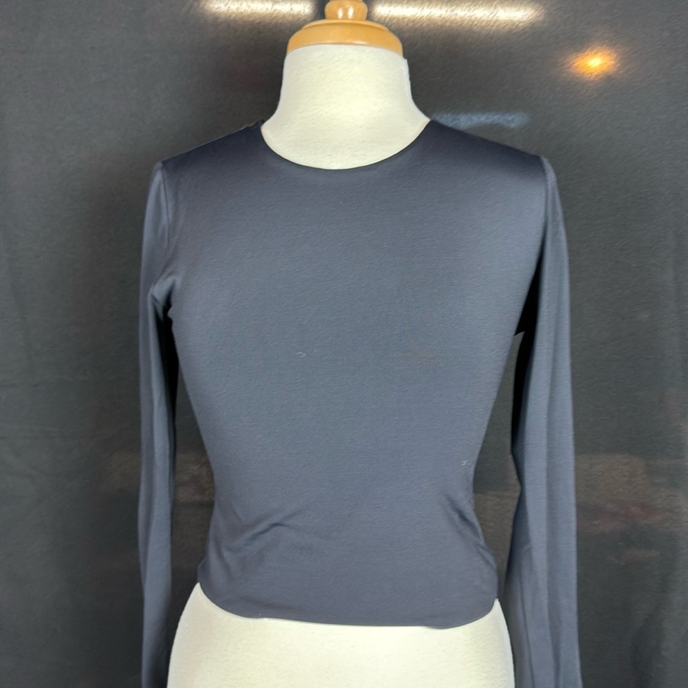 Babaton Black Fitted Long Sleeve Crop Top